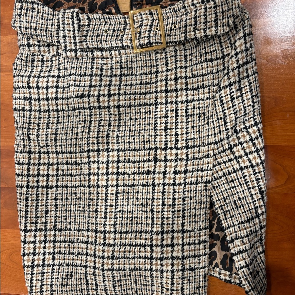 Dolce & Gabbana Houndstooth Pencil Skirt with Leopard Lining